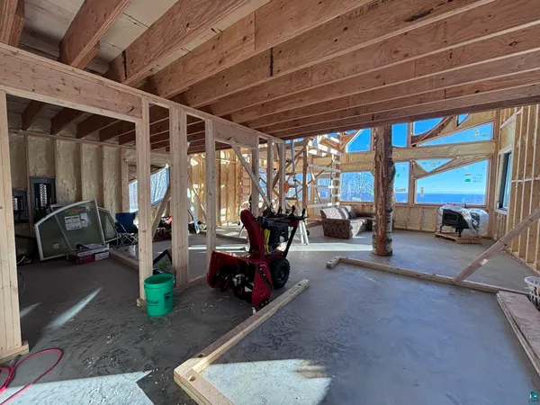 $385,000 | 71 Murphy Drive, Grand Marais, MN 55604