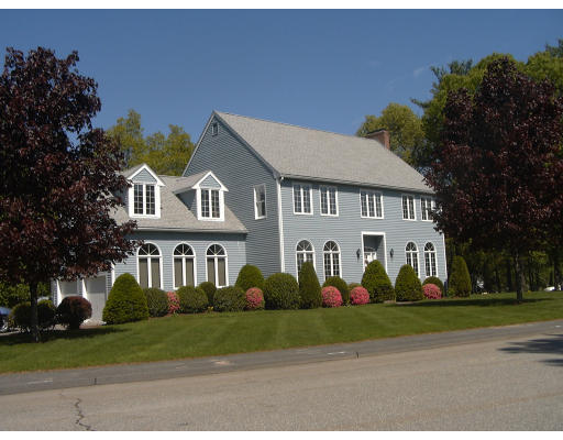 99 Barnard Road Marlborough, MA 01752 - Photo 1 of 18 Gallery Image 1