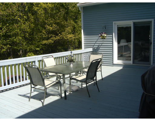 99 Barnard Road Marlborough, MA 01752 - Photo 2 of 18 Gallery Image 2