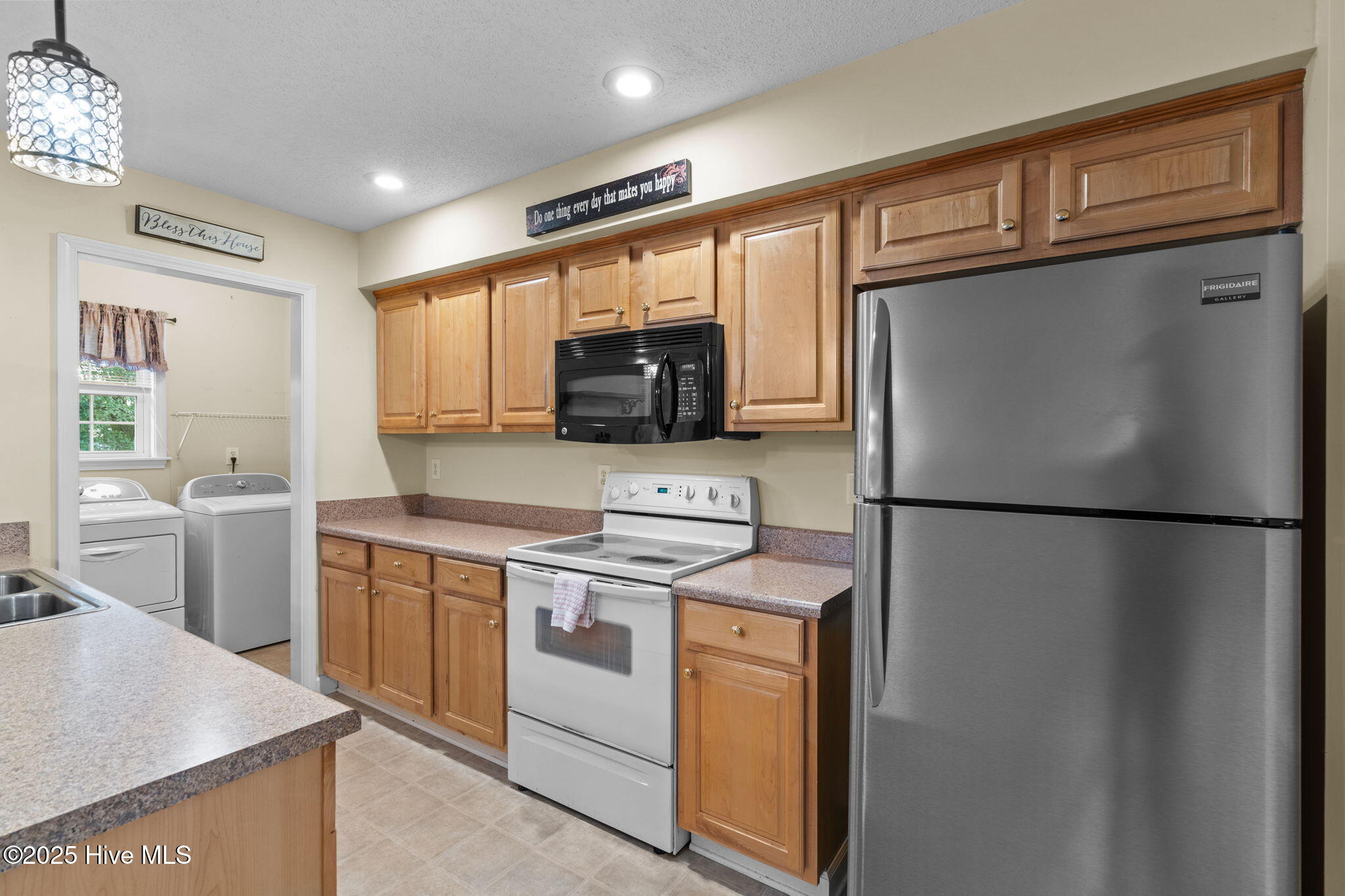 232 Farmstead Court Rockingham, NC 28379 - Photo 7 of 28 15-web-or-mls-DSC05854
