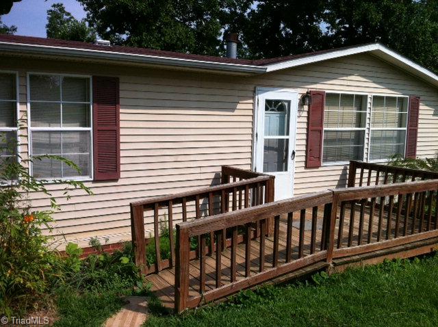 865 Cemetery Street Ronda, NC 28670 - Photo 1 of 1 Main View