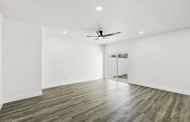 $989,900 | 804 Hi Circle West, Horseshoe Bay, TX 78657