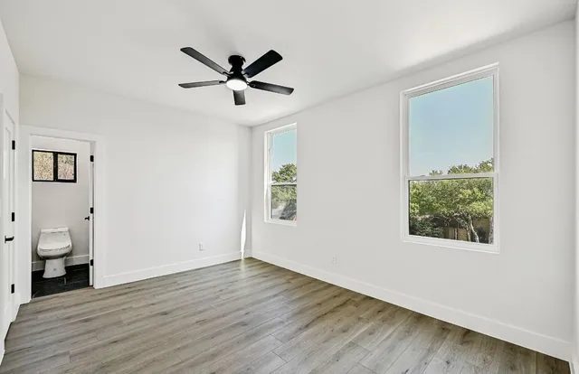 $989,900 | 804 Hi Circle West, Horseshoe Bay, TX 78657