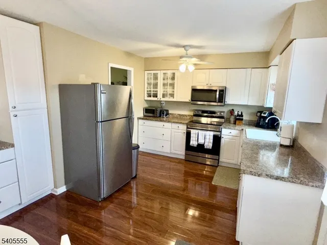 $2,700 | 203 Columbia Common, Hillsborough, NJ 08844