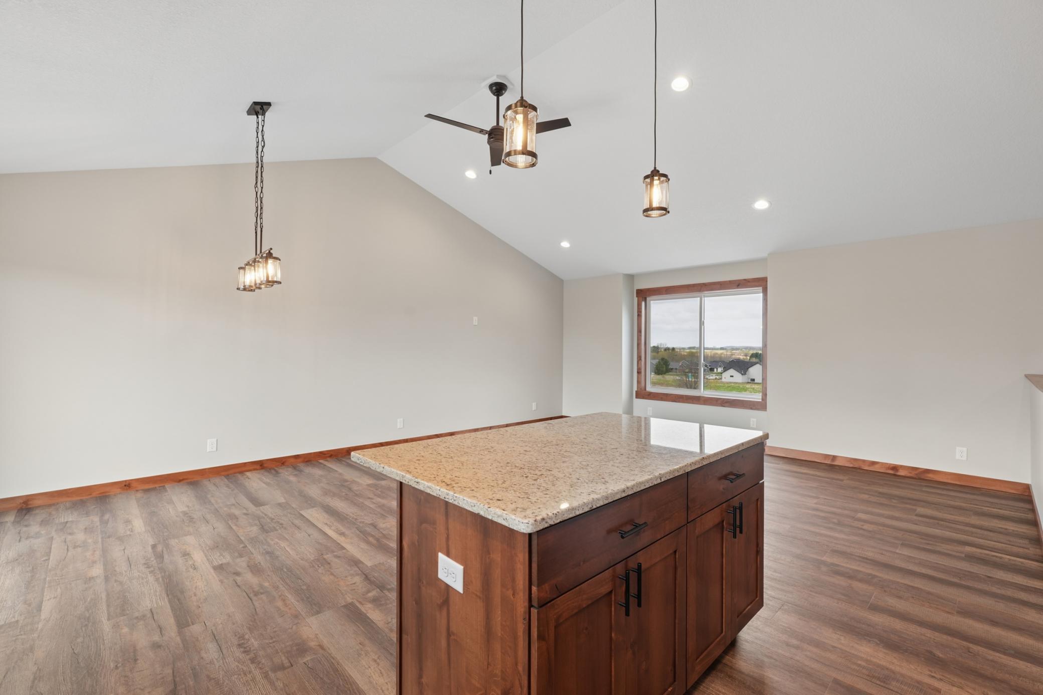 222 Eagle Ridge Drive Roberts, WI 54023 - Photo 8 of 33