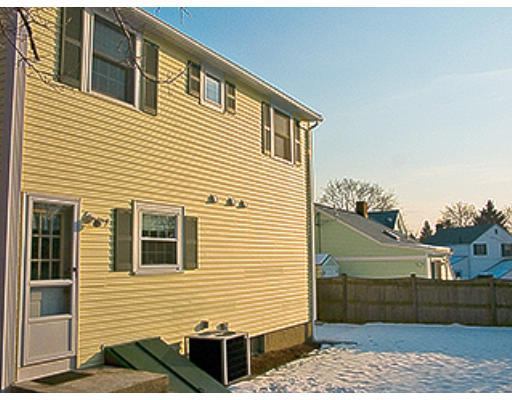107 Valentine Road Arlington, MA 02476 - Photo 3 of 6