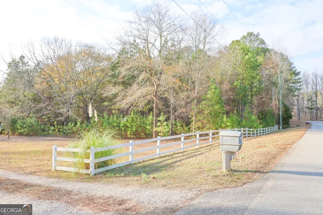 $410,000 | 42 Deer Pointe Court, LaGrange, GA 30240