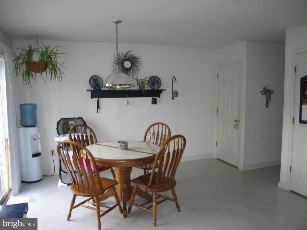 454 Groffdale Road Quarryville, PA 17566 - Photo 12 of 24 Gallery Image 12
