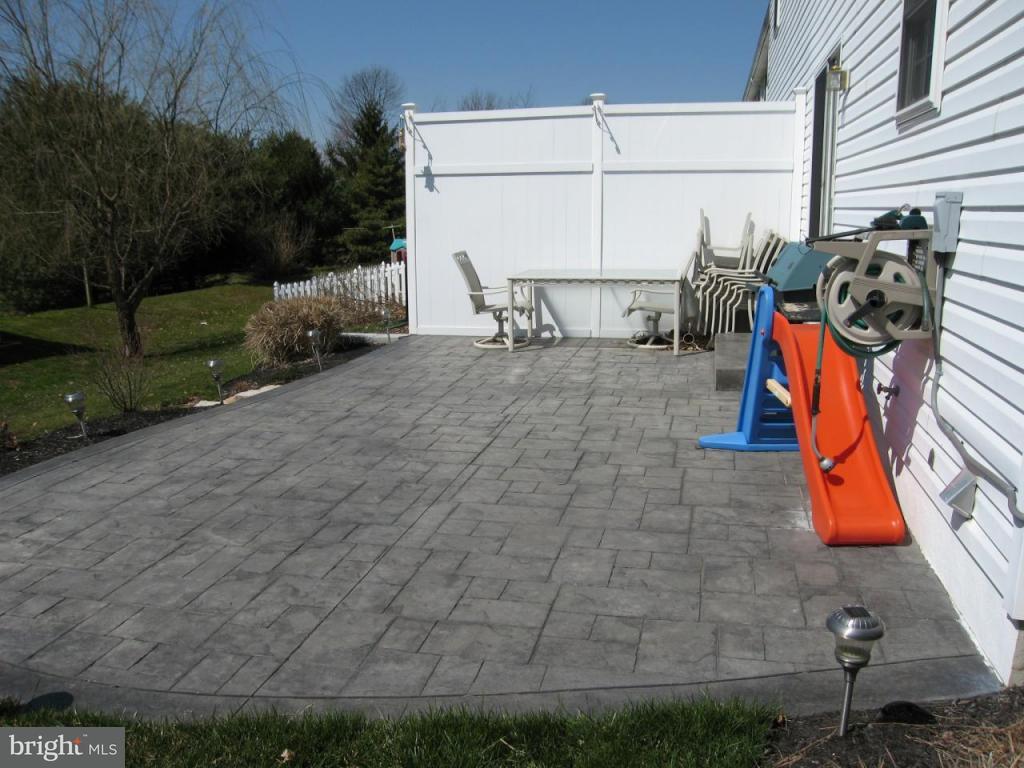 454 Groffdale Road Quarryville, PA 17566 - Photo 2 of 24 Gallery Image 2