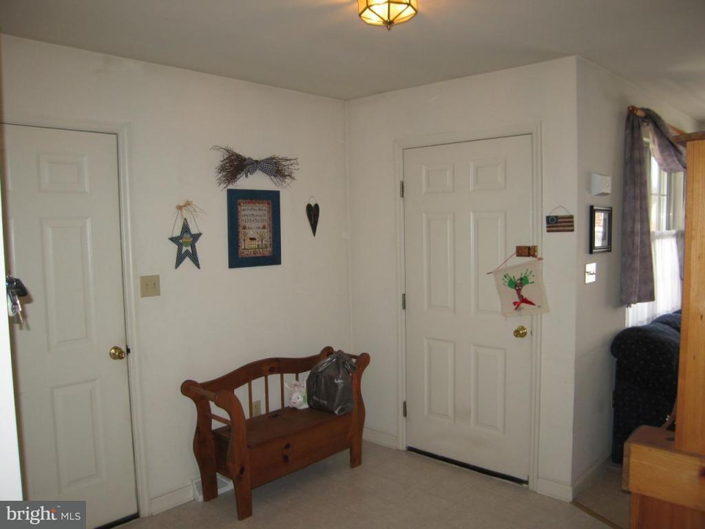 454 Groffdale Road Quarryville, PA 17566 - Photo 5 of 24 Gallery Image 5