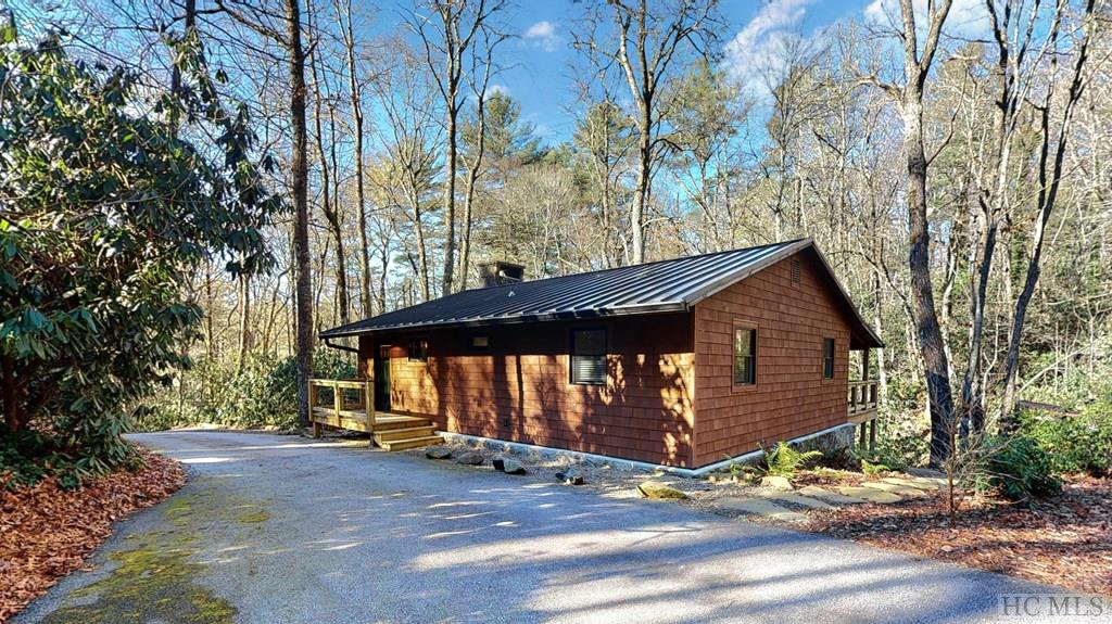 415 Foreman Road Highlands, NC 28741 - Photo 2 of 40 Gallery Image 2