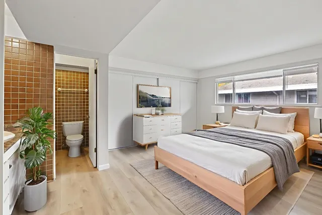 $699,000 | 500 West Middlefield Road, Unit 18, Mountain View, CA 94043