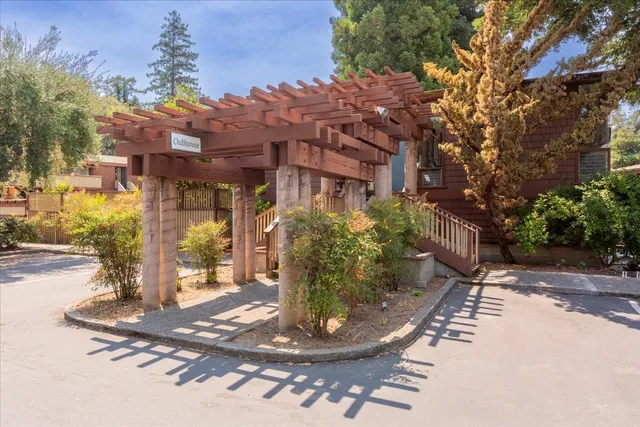 $699,000 | 500 West Middlefield Road, Unit 18, Mountain View, CA 94043