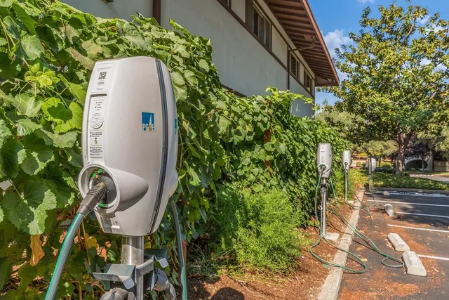 $699,000 | 500 West Middlefield Road, Unit 18, Mountain View, CA 94043