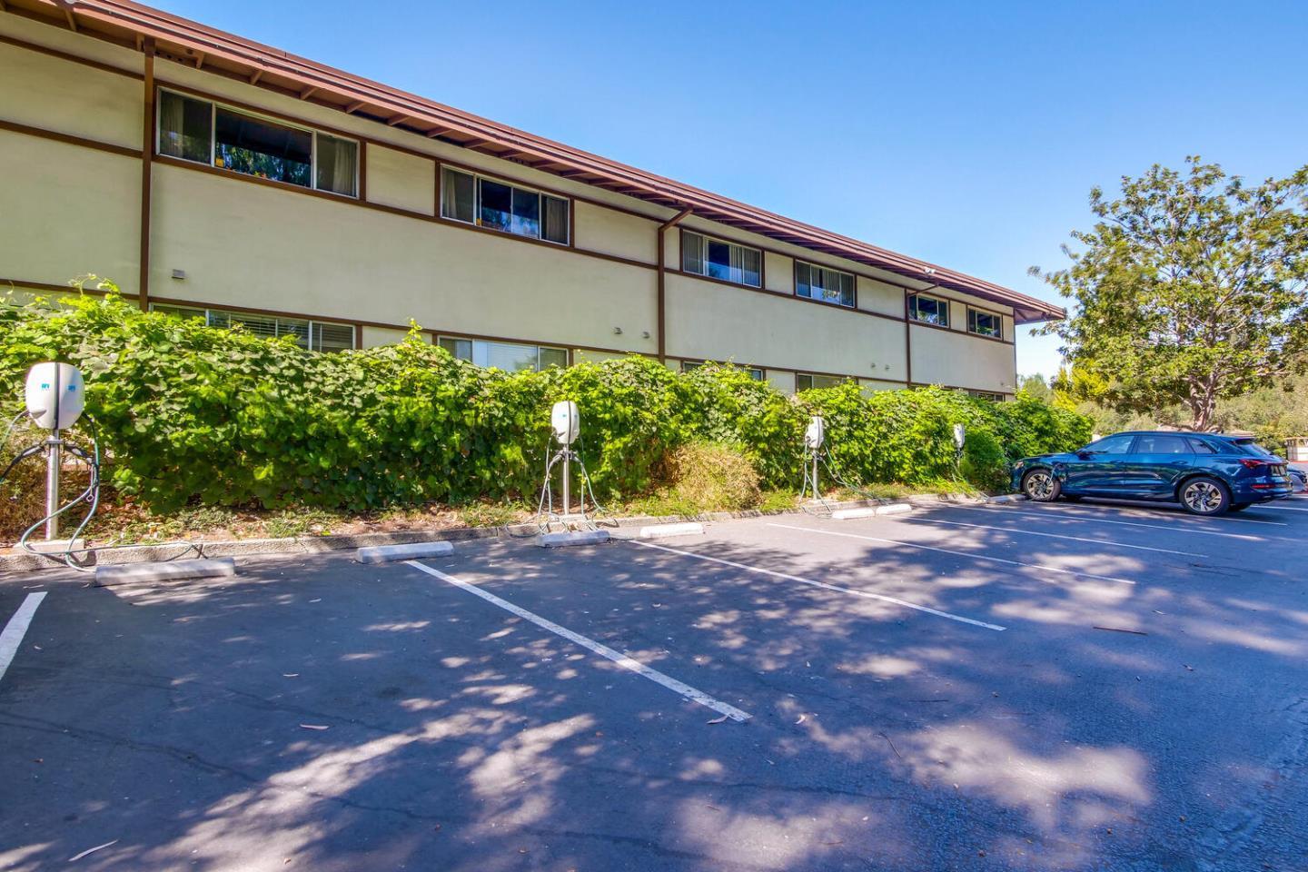 500 West Middlefield Road, Unit 18 Mountain View, CA 94043 - Photo 31 of 31 Gallery Image 31