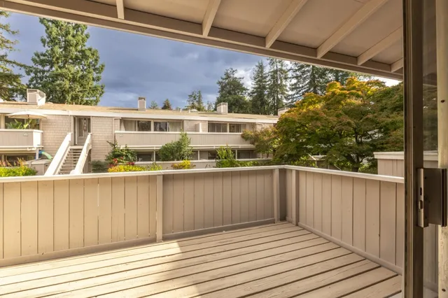 $699,000 | 500 West Middlefield Road, Unit 18, Mountain View, CA 94043