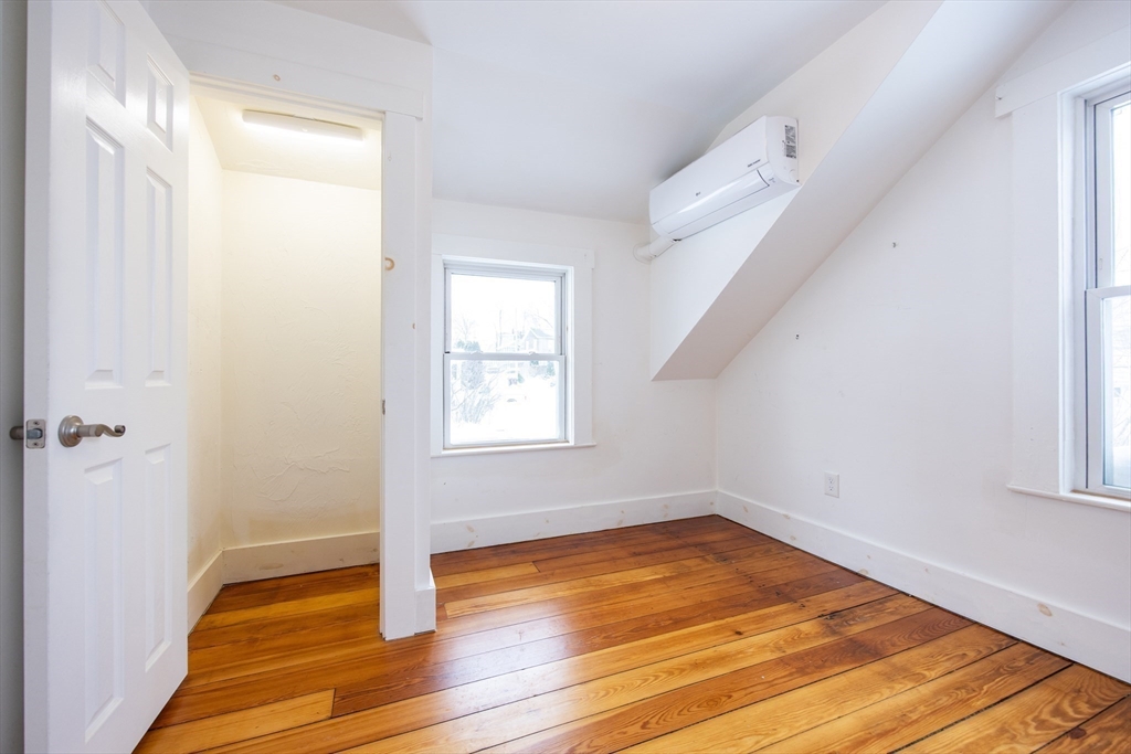 8 Hampton Circle Hull, MA 02045 - Photo 20 of 28