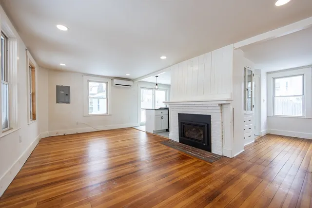 $610,000 | 8 Hampton Circle, Hull, MA 02045