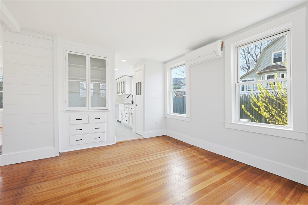 8 Hampton Circle Hull, MA 02045 - Photo 10 of 20