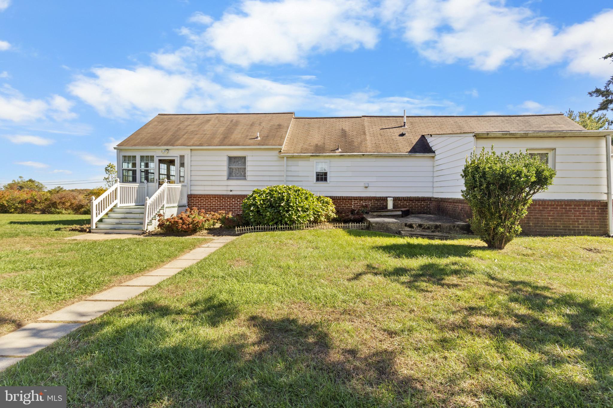 4114 Old Washington Road Westminster, MD 21157 - Photo 7 of 34 a view of a house with a yard