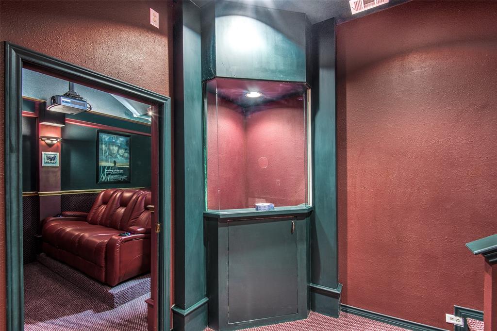 3400 Snidow Drive Plano, TX 75025 - Photo 19 of 25 a view of livingroom with furniture