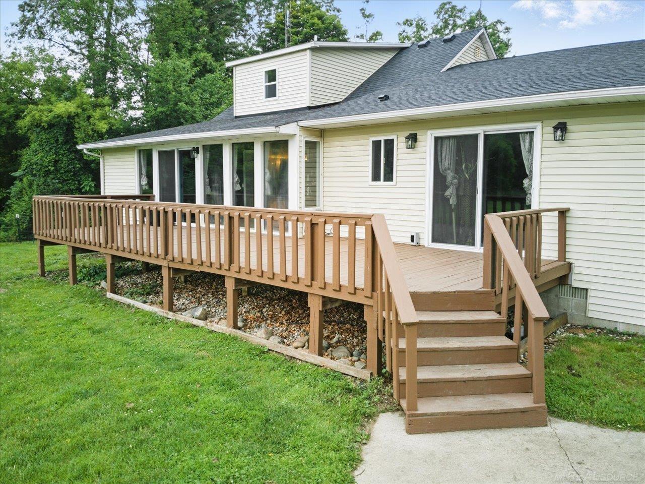 13485 South Block Road Birch Run, MI 48415 - Photo 34 of 61 50205356-1d361fc0-bc1e-4bf8-b0b5-2130fdf05987.JPG
