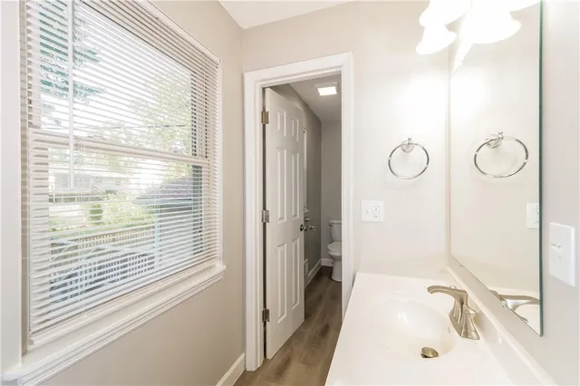 $1,895 | 524 Stacey Drive, Belton, MO 64012