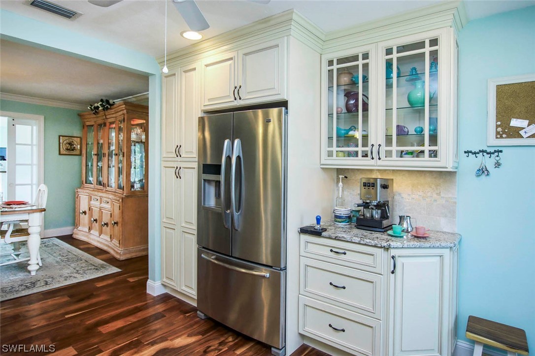 1213 Sand Castle Road Sanibel, FL 33957 - Photo 8 of 43 Gallery Image 8