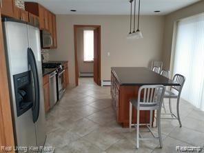 1036 Walnut Grove Rochester, MI 48306 - Photo 3 of 11