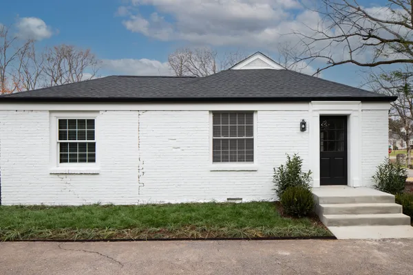 $3,500 | 205 Leake Avenue, Unit A, Nashville, TN 37205