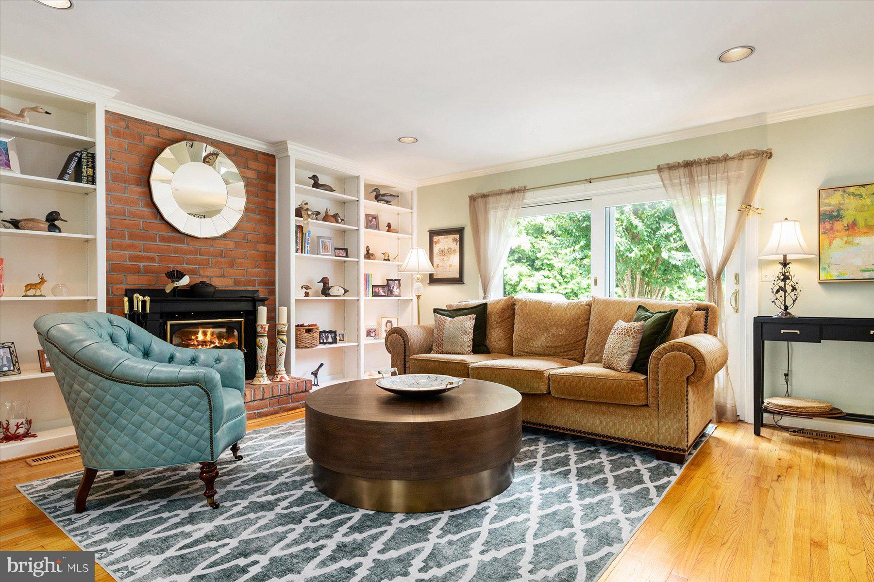 13717 Killarney Court Phoenix, MD 21131 - Photo 28 of 59 Living Room