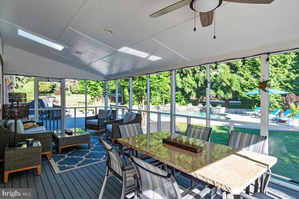 13717 Killarney Court Phoenix, MD 21131 - Photo 35 of 59