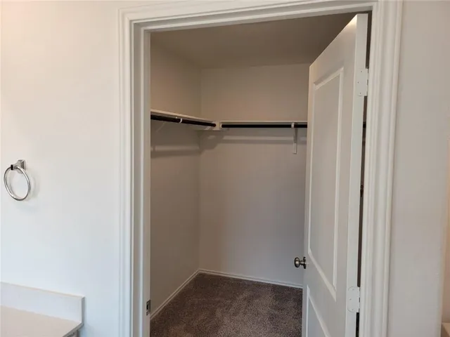 $2,195 | 210 Barcelona, Kyle, TX 78640