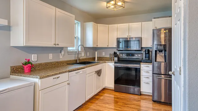 $334,999 | 1210 Avalon Court, Gillette, WY 82716