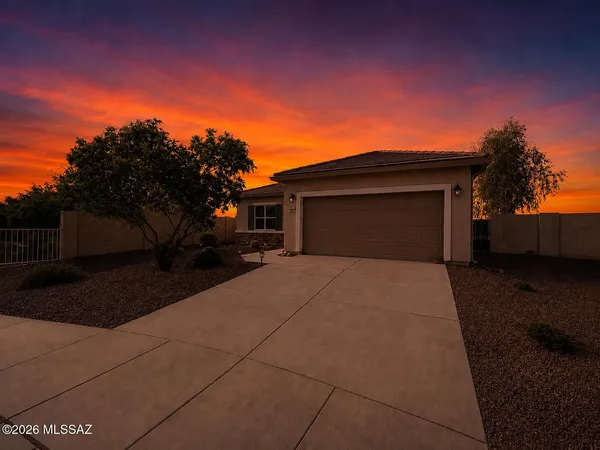 $314,900 | 33689 South Presidio Place, Red Rock, AZ 85145