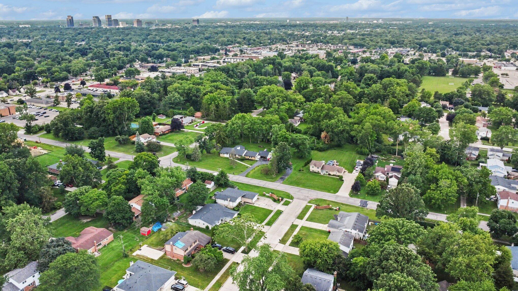 16360 Rutherland Street East Southfield, MI 48076 - Photo 28 of 29 035_file_3378