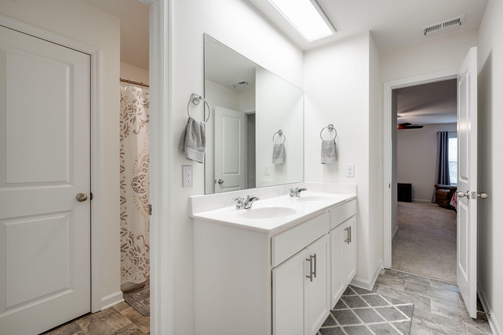 144 Ridgelake Circle, Unit 122 Fort Oglethorpe, GA 30742 - Photo 28 of 42 4-web-or-mls-DSC_3448