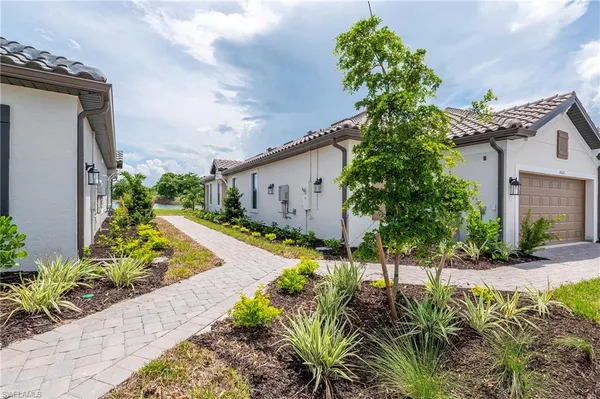 $3,900 | 15633 Gavello Street, Naples, FL 34114