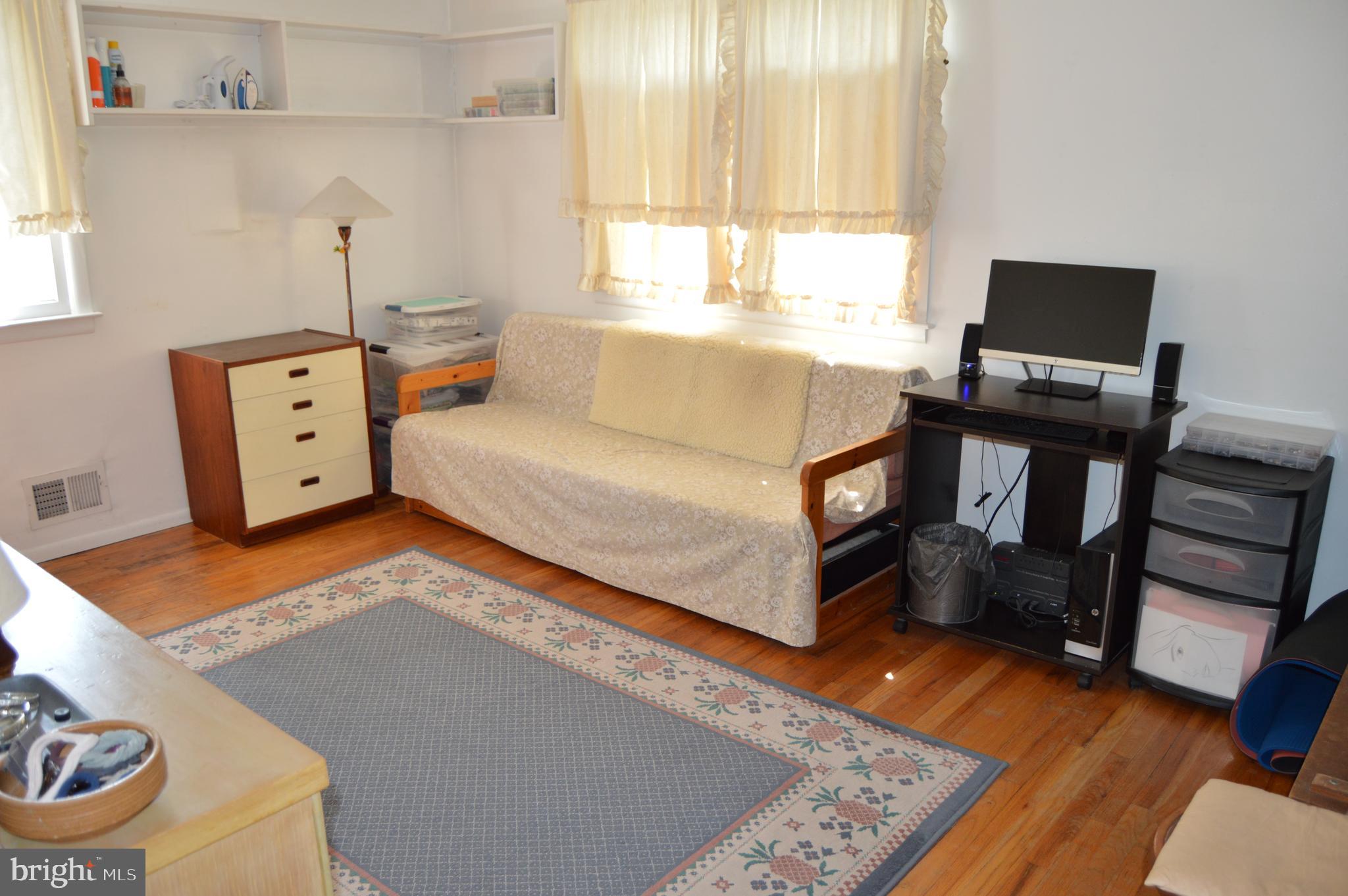 98 Hempstead Road Hamilton, NJ 08610 - Photo 16 of 24 Gallery Image 16