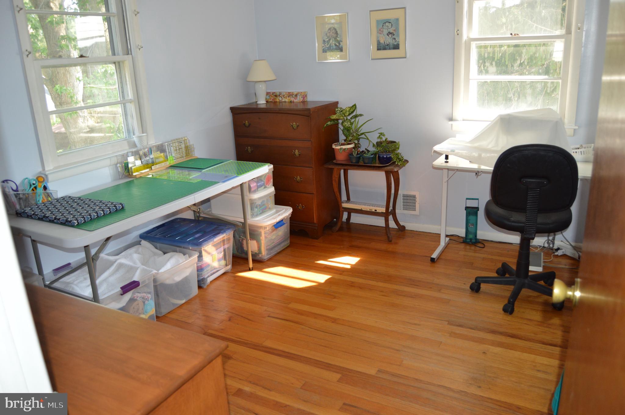 98 Hempstead Road Hamilton, NJ 08610 - Photo 17 of 24 Gallery Image 17
