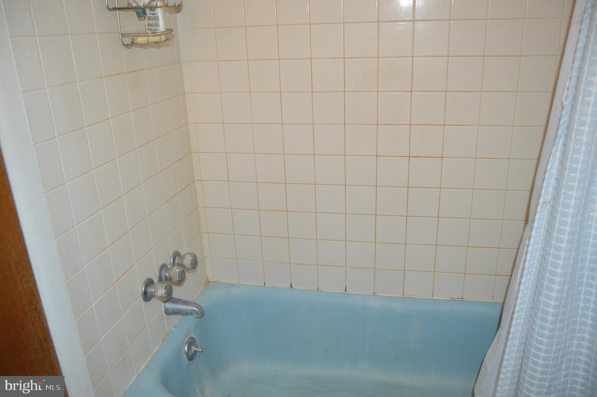 98 Hempstead Road Hamilton, NJ 08610 - Photo 18 of 24 Gallery Image 18