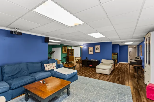 $1,350,000 | 3240 Brookdale Lane, Northbrook, IL 60062