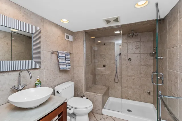 $1,350,000 | 3240 Brookdale Lane, Northbrook, IL 60062