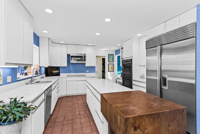 $1,350,000 | 3240 Brookdale Lane, Northbrook, IL 60062