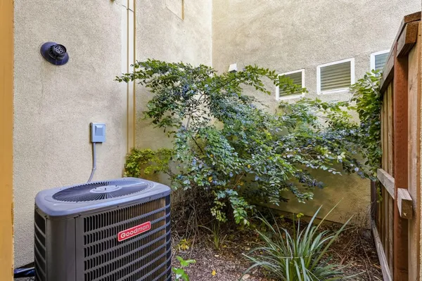 $494,000 | 2564 Prosper Road, Sacramento, CA 95834