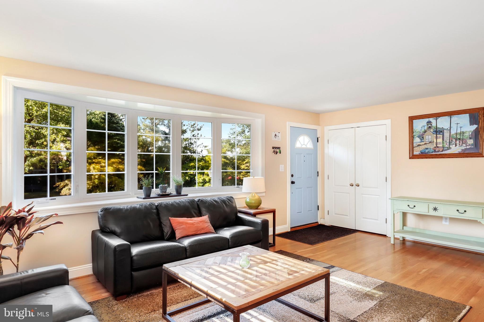 11 North Hilltop Road Baltimore, MD 21228 - Photo 11 of 37