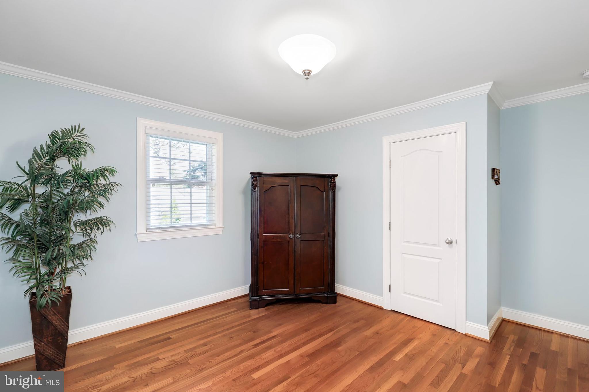 11 North Hilltop Road Baltimore, MD 21228 - Photo 24 of 37