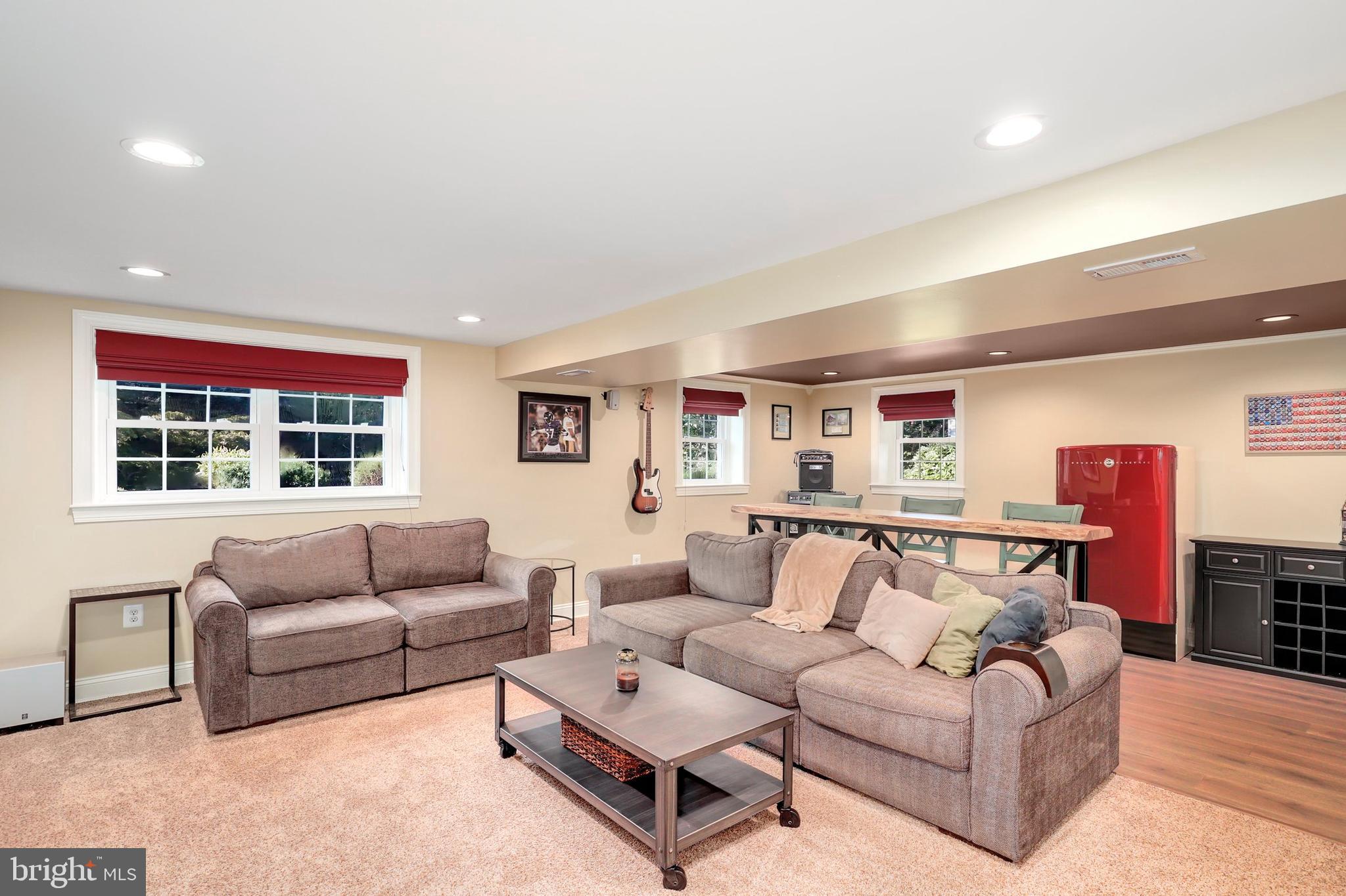 11 North Hilltop Road Baltimore, MD 21228 - Photo 29 of 37