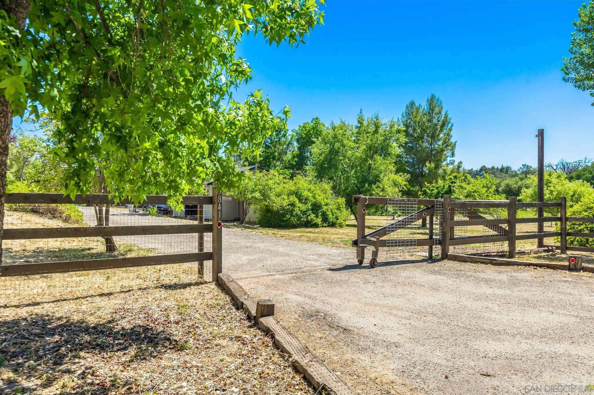 3841 Wynola Road Julian, CA 92036 - Photo 2 of 33 Gallery Image 2