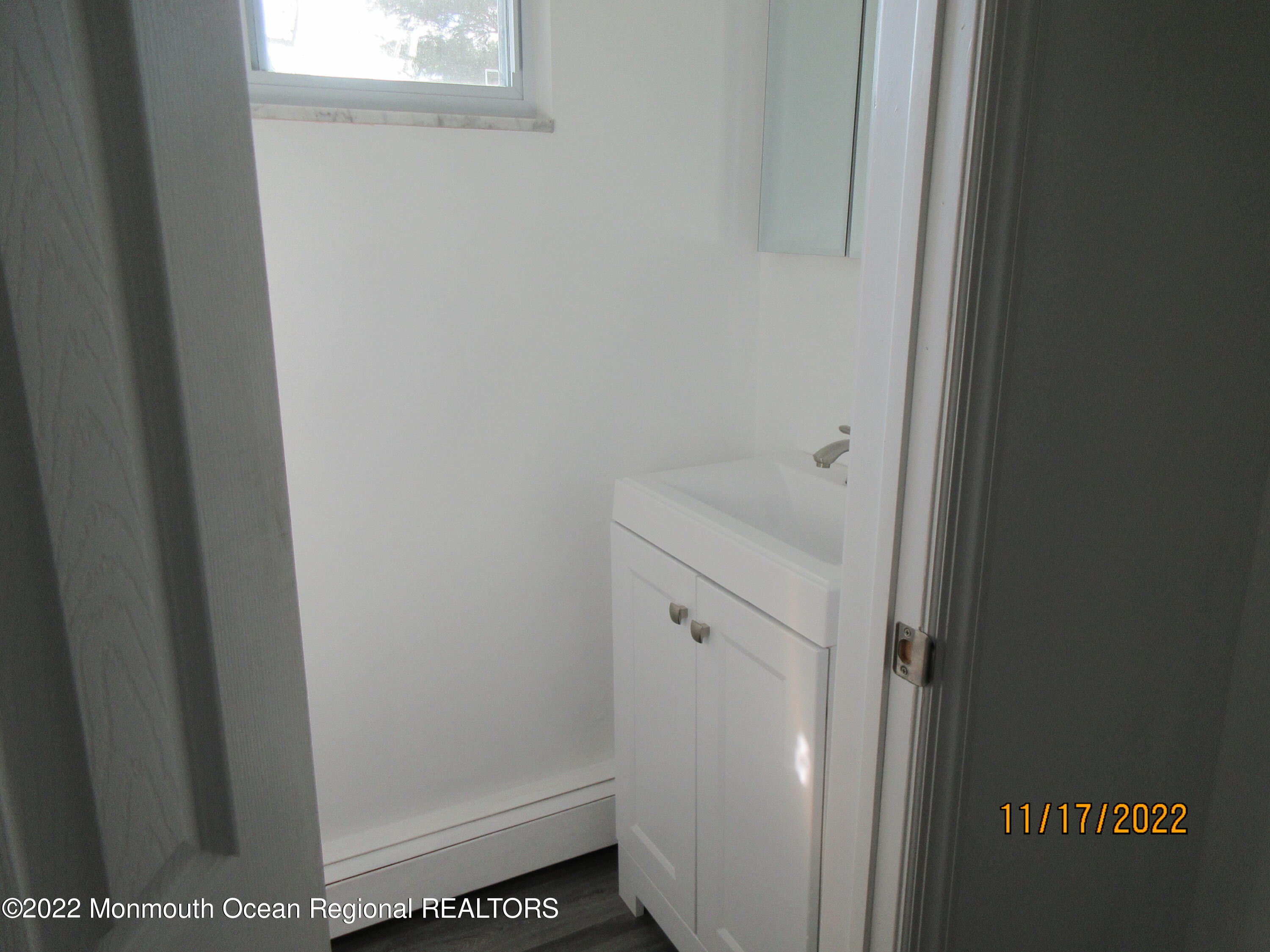 28 New Friendship Road Howell, NJ 07731 - Photo 11 of 29 IMG_2128